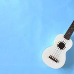 jak grać na ukulele